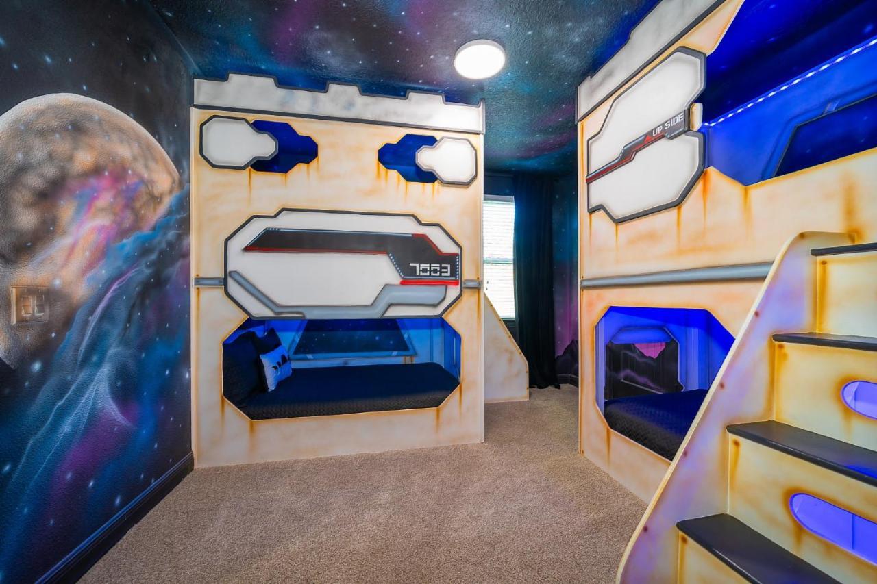Epic Family Fun! Games & Theme Room, Pool - Encore Resort, Near Disney Орландо Экстерьер фото